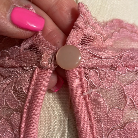 Lace stretch top / blouse mock neckline overlay with attached tank S/S pink sz S - Picture 10 of 15